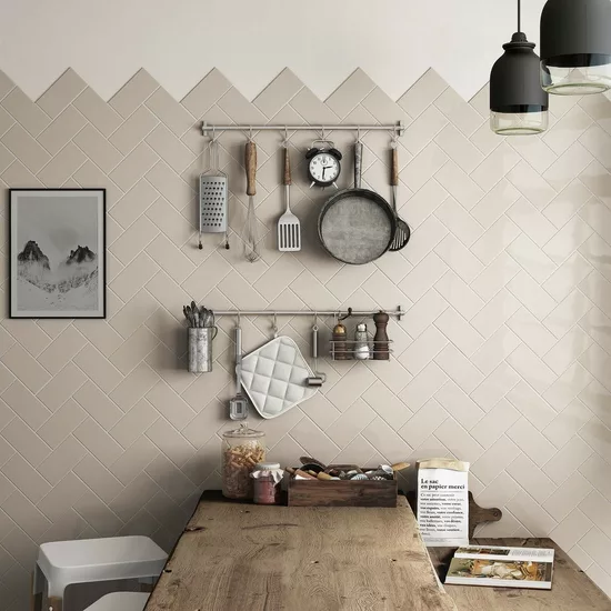 Carrelage Evolution Greige 7,5x15 cm - posé en cuisine