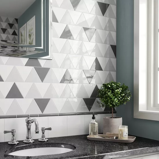 Carrelage Scale Triangolo White 10,8x12,4 cm - vue d’ambiance 3