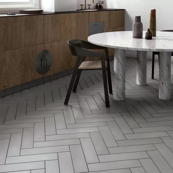 Carrelage Stromboli Simply Grey 9,2x36,8 cm - posé en cuisine