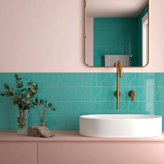 Carrelage Curve Paon 8,3x12 cm - posé en salle de bain