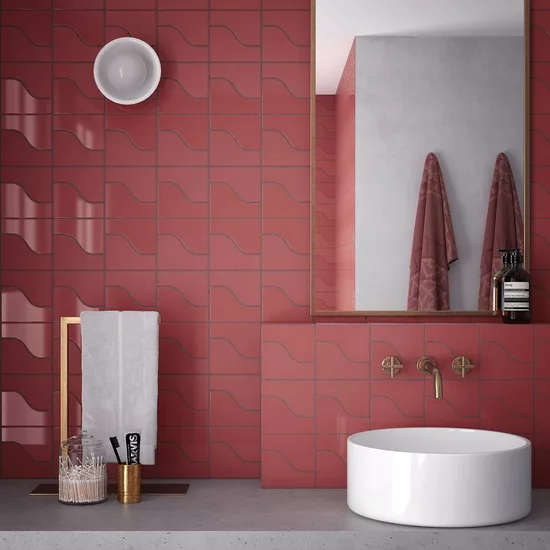 Carrelage Curve Ruby Shade 8,3x12 cm - posé en salle de bain