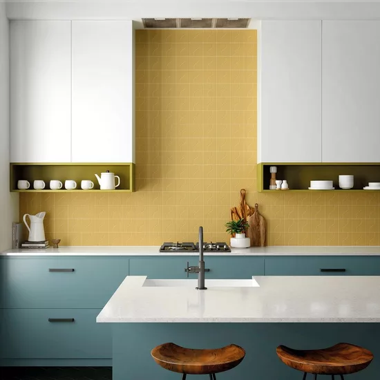 Carrelage Curve Yellow Mat 8,3x12 cm - posé en cuisine