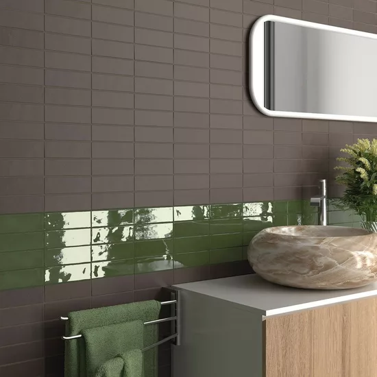 Carrelage Fango Green Gloss 5x15 cm - vue d’ambiance 2