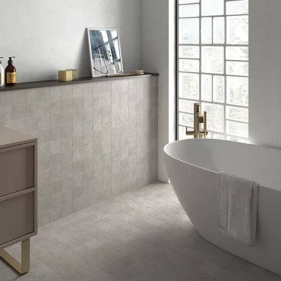 Carrelage Stage Grey 10x10 cm - posé en salle de bain