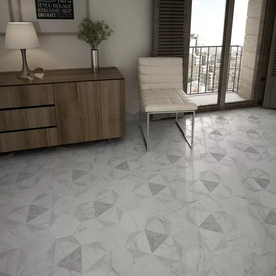 Carrelage Carrara Hexagon Peak 17,5x20 cm - posé en terrasse