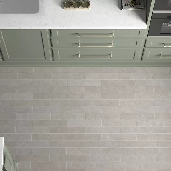 Carrelage Stage Grey 6x30 cm - posé en cuisine