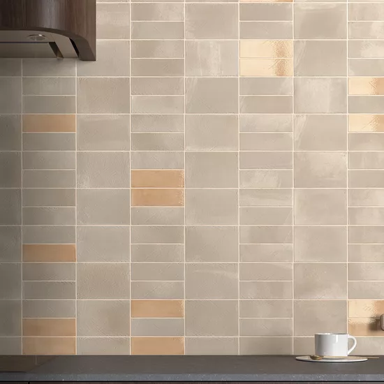 Carrelage Miyako Golden Ochre Gloss 5x15 cm - vue d’ambiance 2