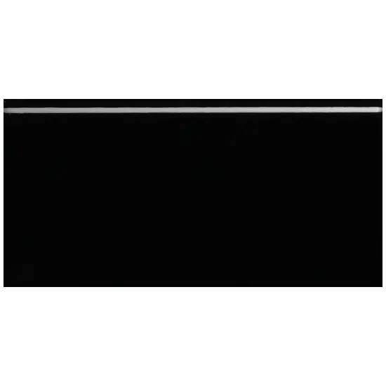 Plinthe 10x20 Noire Brillante - détail de la plinthe