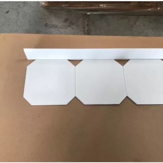 Plinthe 7x60 Blanche Brillante - vue complémentaire 2