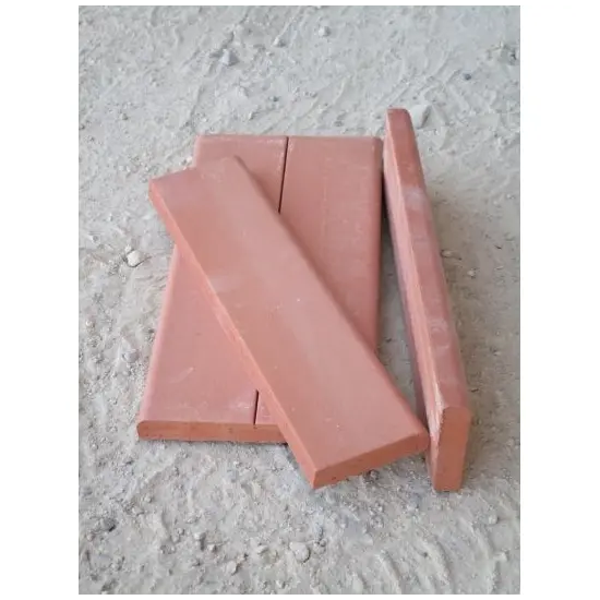 Plinthe 7x30 Terre Cuite Rojo - détail de la plinthe