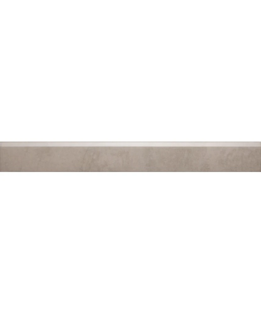 Plinthe 7x60 Greige - détail de la plinthe