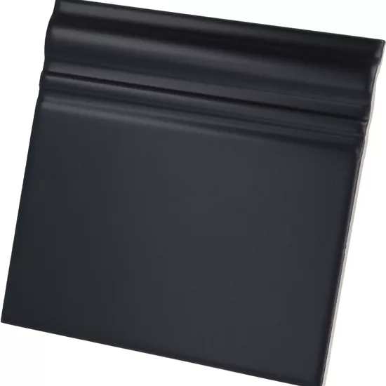 Pièce spéciale Skirting Negro Brillo 15x15 cm