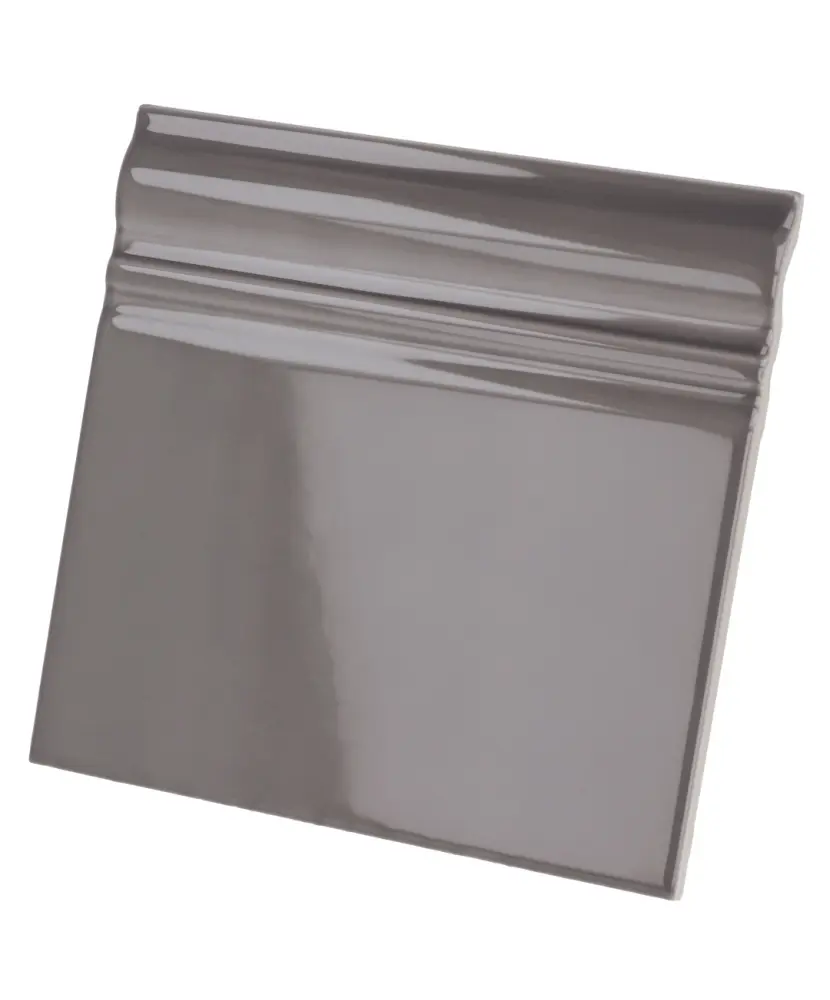 Pièce spéciale Skirting Gris Oscuro Brillo 15x15 cm