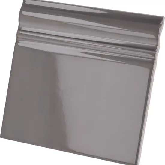 Pièce spéciale Skirting Gris Oscuro Brillo 15x15 cm