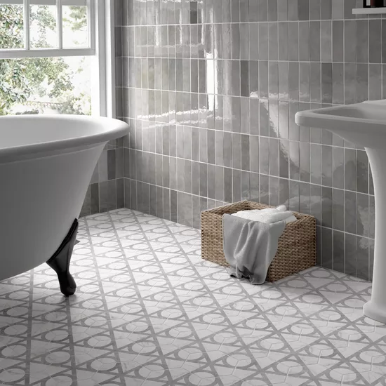 Carrelage Carrara Hexagon Flow 17,5x20 cm - posé en salle de bain